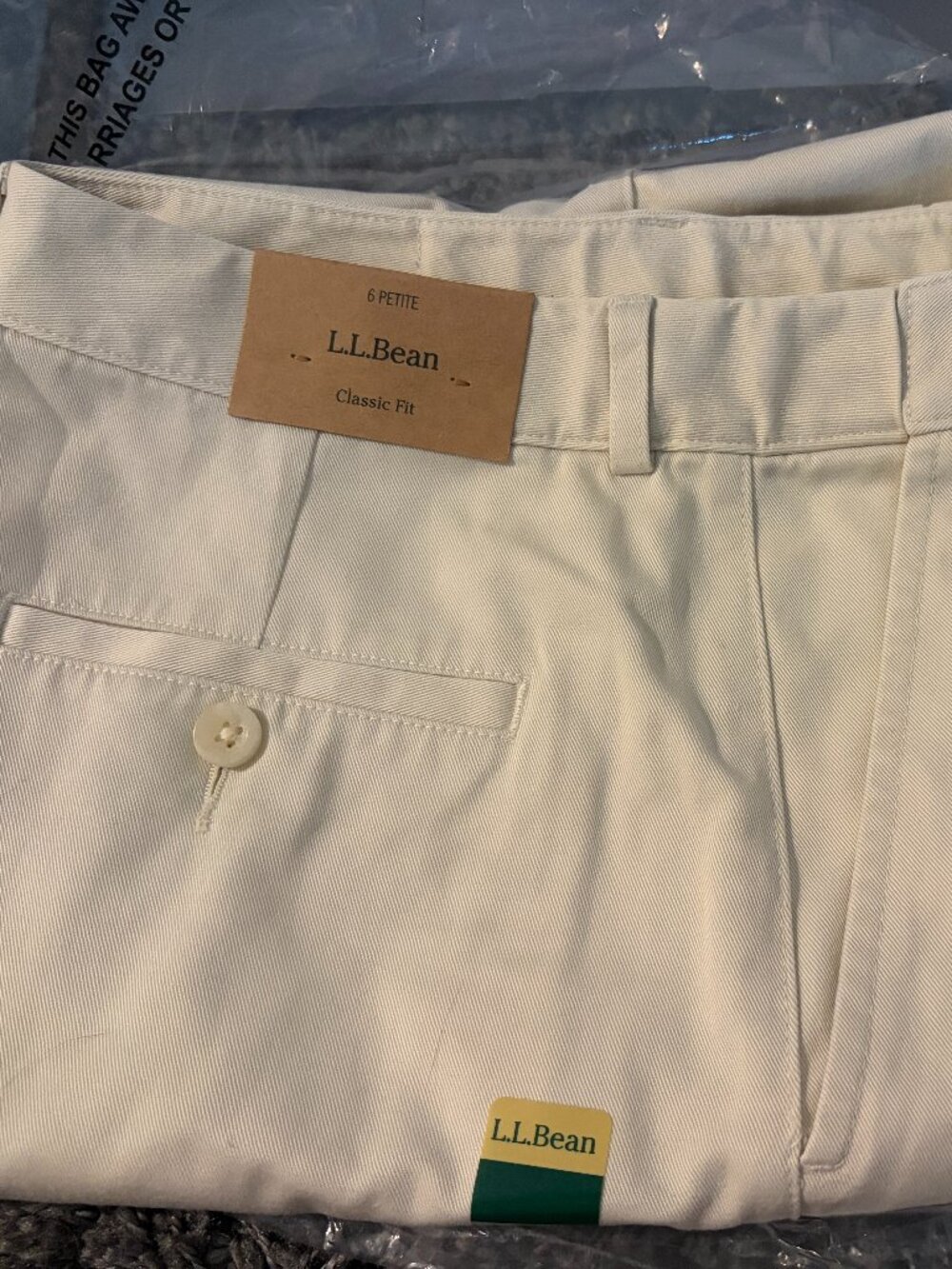 LL Bean women's chino pants khaki 6P petite NWT - Picture 3 of 5